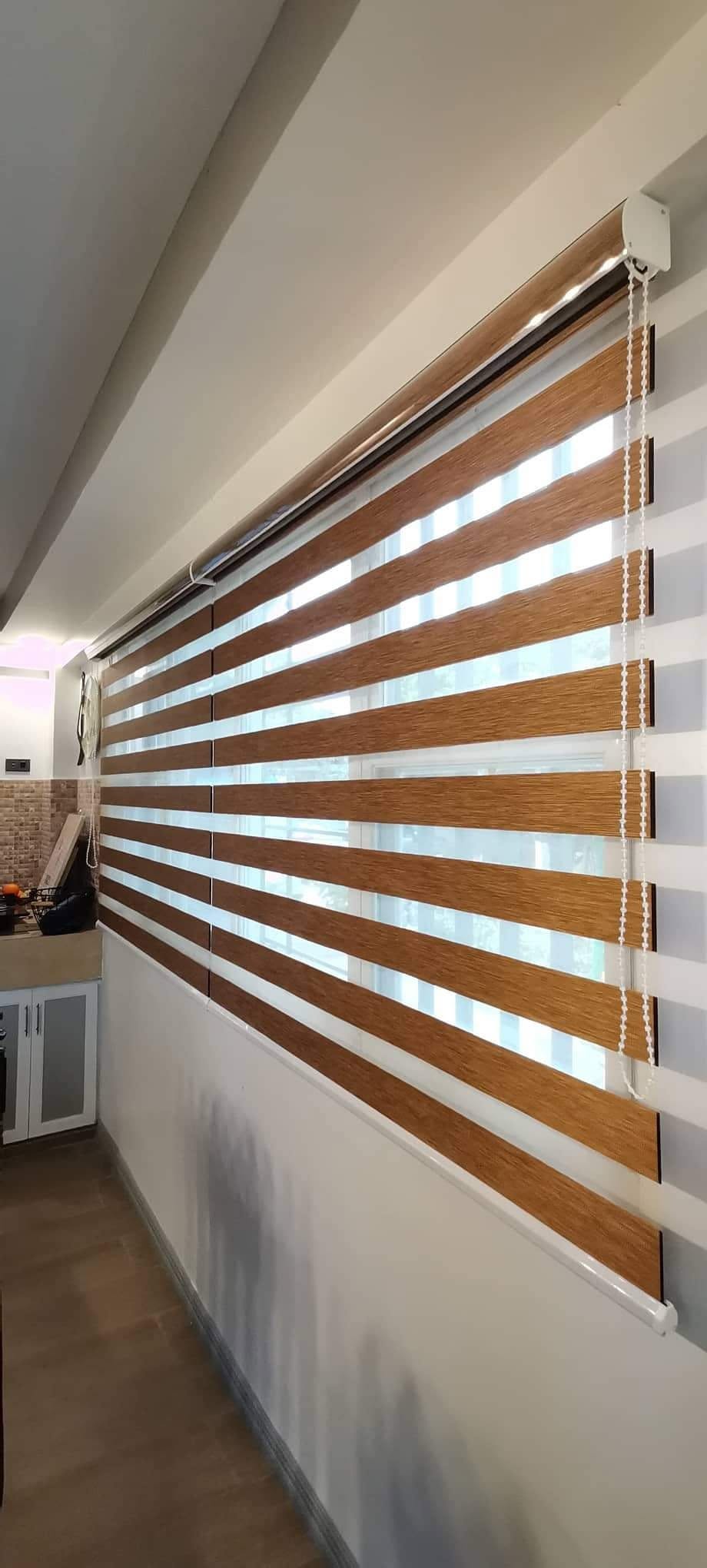 Horizontal Office Blinds - Image 2
